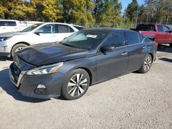 Nissan Altima salvage cars for sale: 2019 Nissan Altima SV