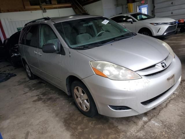 2008 Toyota Sienna CE