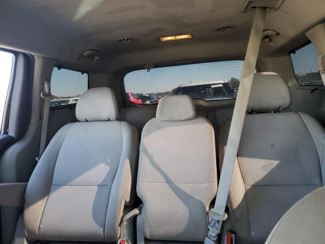 2015 KIA Sedona LX