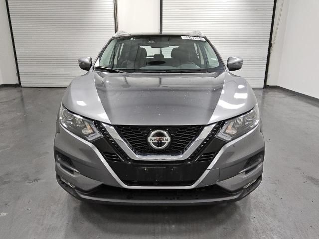 2022 Nissan Rogue Sport SV