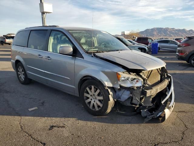 2016 Chrysler Town & Country Touring