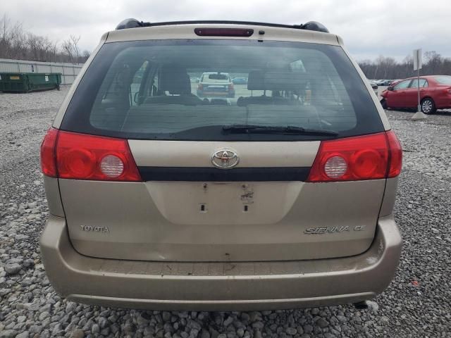 2010 Toyota Sienna CE