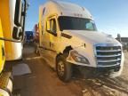 2019 Freightliner Cascadia 126