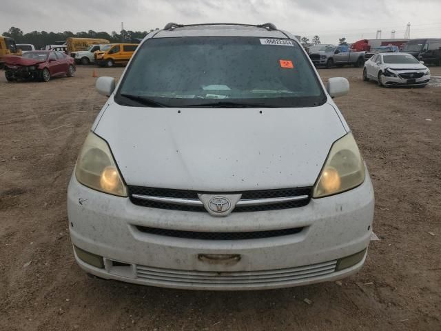 2005 Toyota Sienna XLE