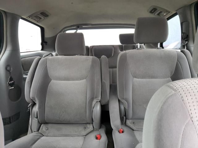 2006 Toyota Sienna CE