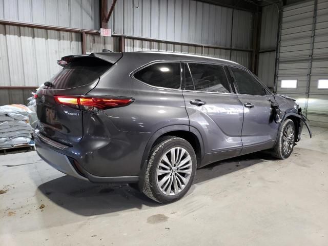 2021 Toyota Highlander Hybrid Platinum