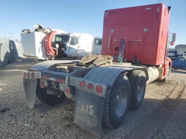 2000 Peterbilt 377