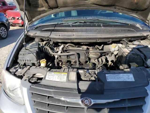 2005 Chrysler Town & Country