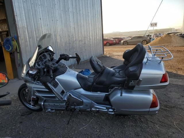 2005 Honda GL1800