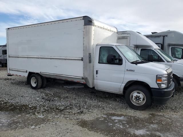 2021 Ford Econoline E350 Super Duty Cutaway Van