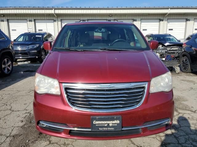 2013 Chrysler Town & Country Touring