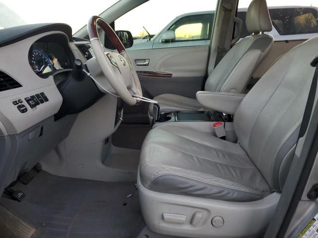 2011 Toyota Sienna XLE