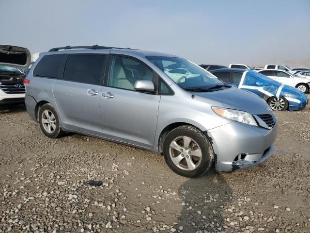 2012 Toyota Sienna LE