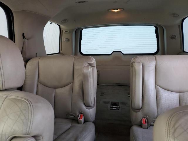 2004 Cadillac Escalade Luxury