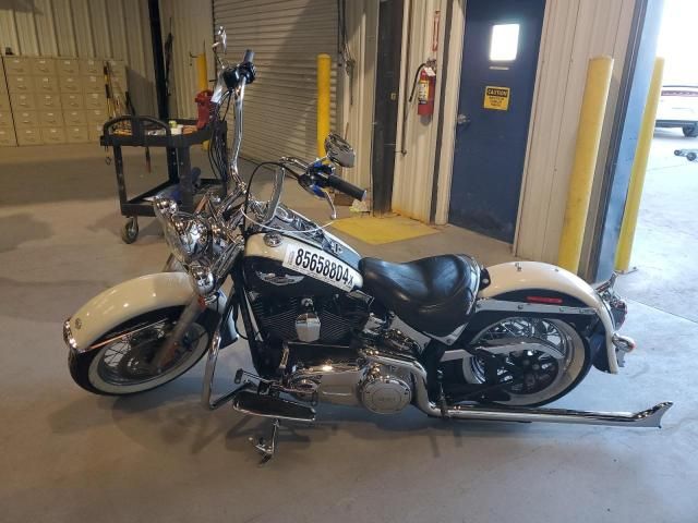 2012 Harley-Davidson Flstn Softail Deluxe