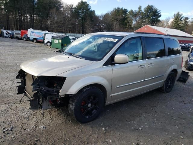 2013 Chrysler Town & Country Touring