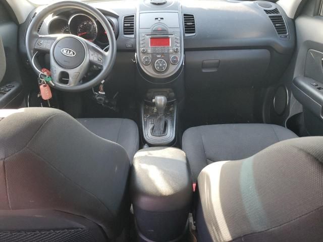 2011 KIA Soul +