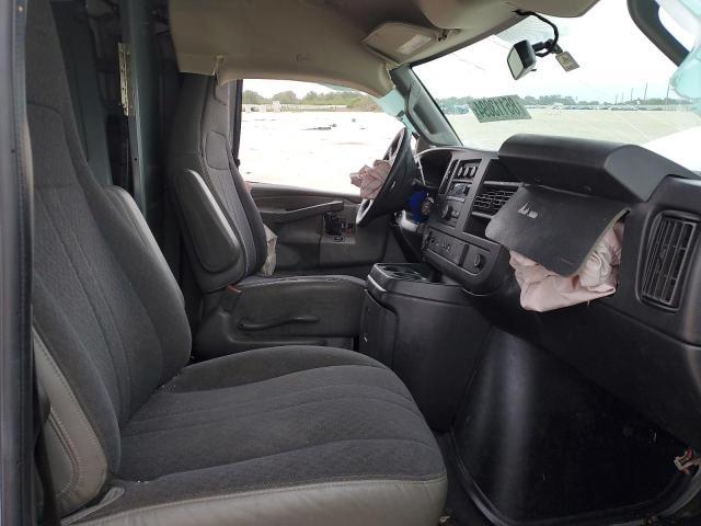 2020 Chevrolet Express G2500