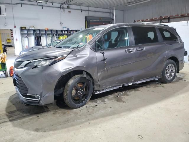 2023 Toyota Sienna XLE