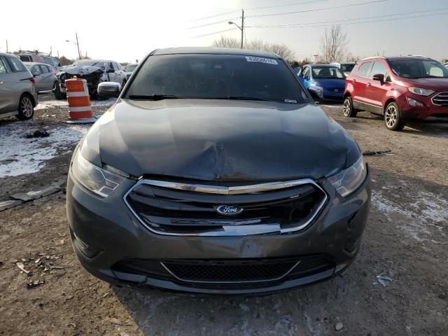 2015 Ford Taurus Limited