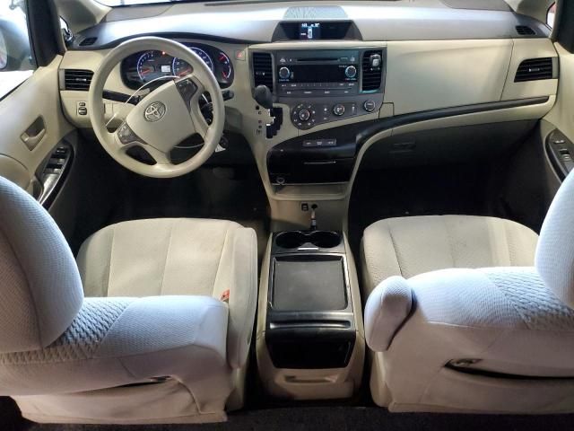 2011 Toyota Sienna LE