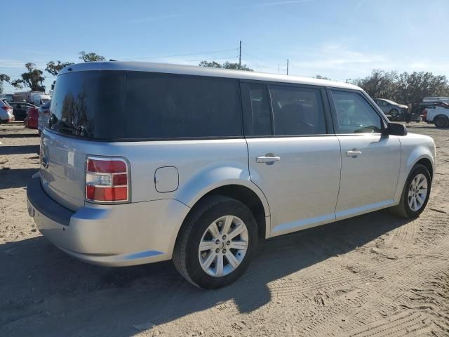 2010 Ford Flex SE