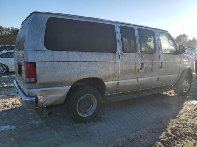 2014 Ford Econoline E350 Super Duty Wagon