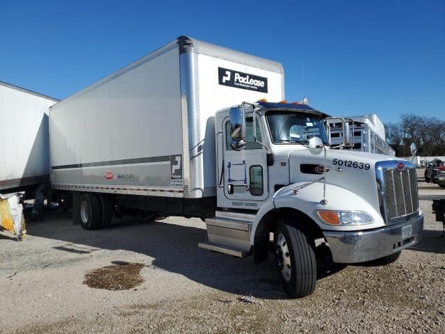 2020 Peterbilt 337
