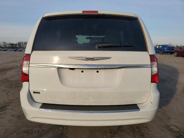 2016 Chrysler Town & Country Touring