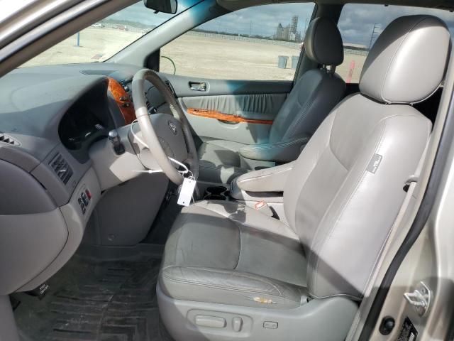 2009 Toyota Sienna XLE