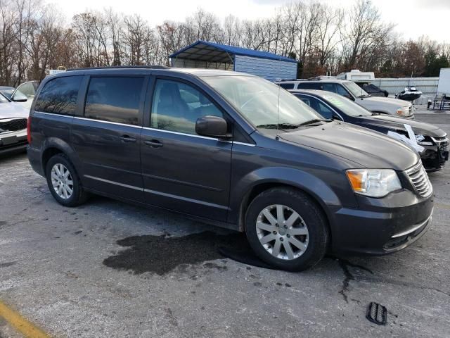 2015 Chrysler Town & Country LX