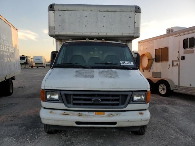 2006 Ford Econoline E450 Super Duty Cutaway Van