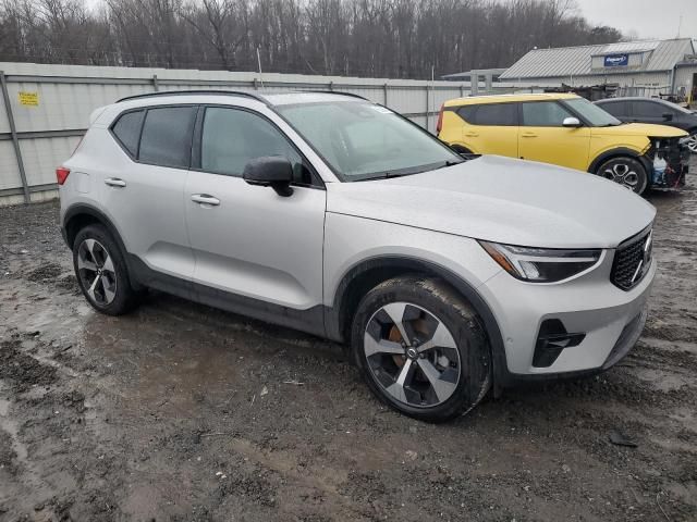 2023 Volvo XC40 Plus