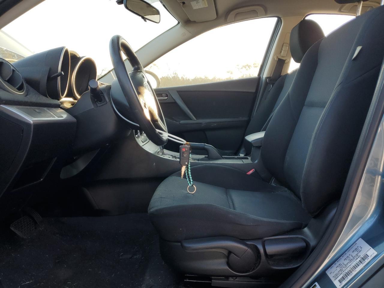 2015 Mazda 3 I