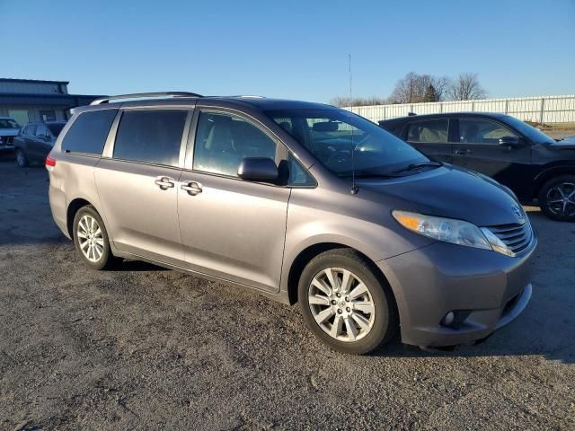 2012 Toyota Sienna XLE