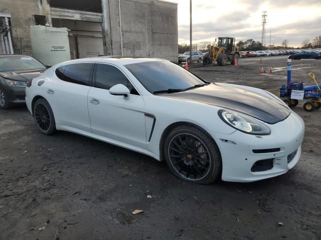 2014 Porsche Panamera 4S Executive