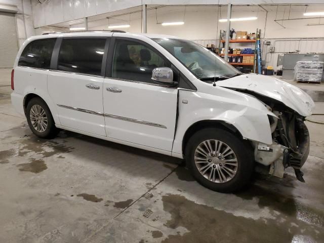 2014 Chrysler Town & Country Touring L