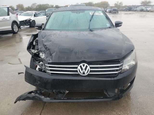 2014 Volkswagen Passat SE