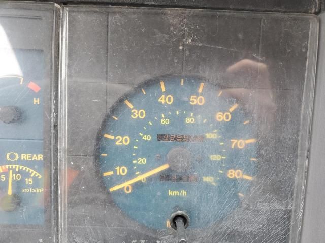 2004 Hino FE FE2620