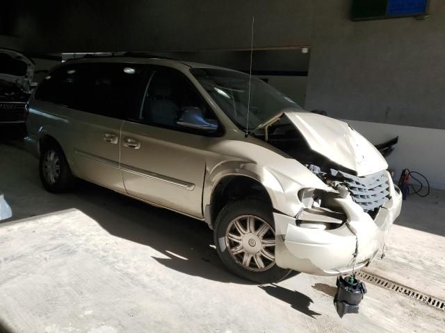 2006 Chrysler Town & Country Touring