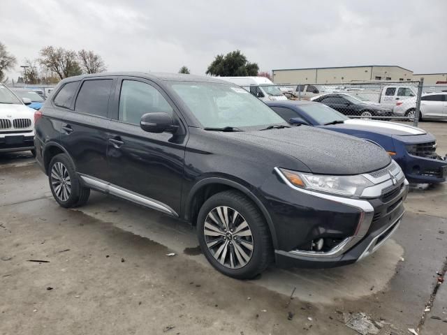 2019 Mitsubishi Outlander SE