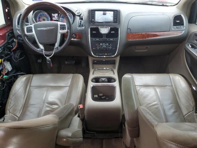 2015 Chrysler Town & Country Limited Platinum