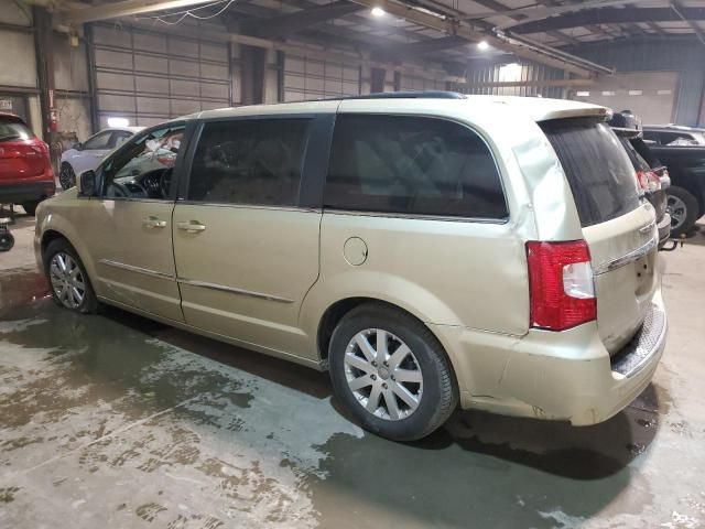 2011 Chrysler Town & Country Touring L