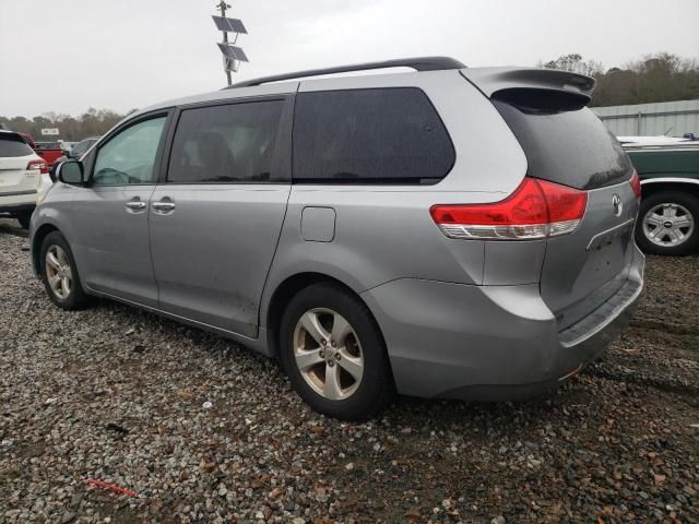 2013 Toyota Sienna LE