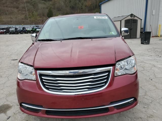 2015 Chrysler Town & Country Touring L