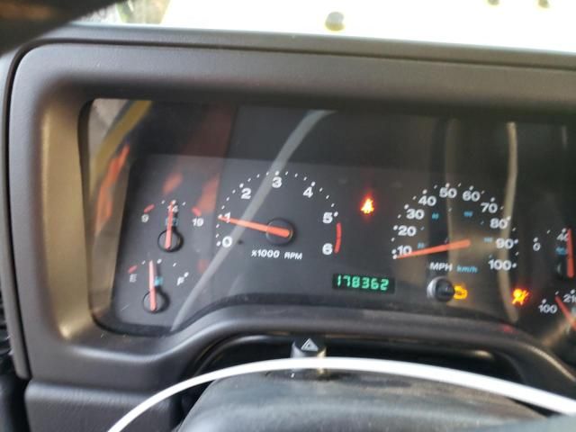 2002 Jeep Wrangler / TJ Sport