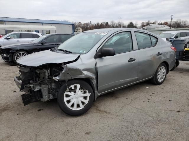 2013 Nissan Versa S