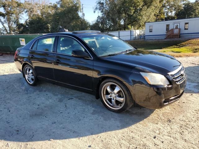 2005 Toyota Avalon XL