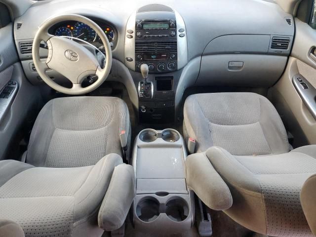 2006 Toyota Sienna CE