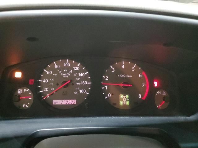 2000 Infiniti QX4